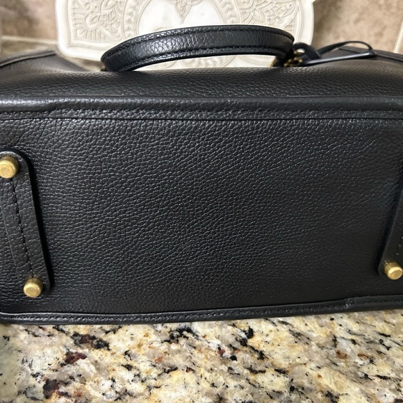 Coach Tote Bag in black and tan leather. - Picture 4 of 8